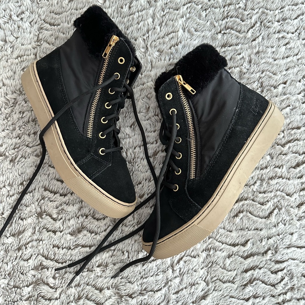 BRAND NEW Fur-Lined Winter Boots